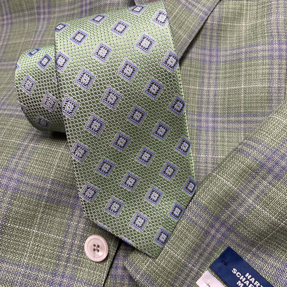 Soft Green Medallion XL  #54T